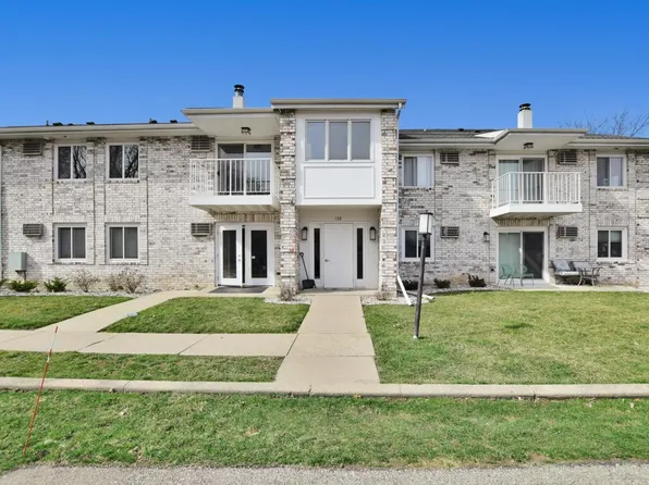 132 Ponwood Circle #E, Madison, WI 53717