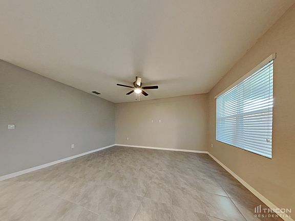 3rd image of 368 Spruce Pine Dr
