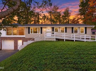 410 Sugar Hollow Rd, Unicoi, TN 37692
