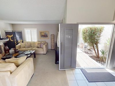 1683 Sunnydale Plz, Palm Springs, CA, 92264