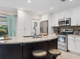 2720 SW 11th Ct, Boynton Beach, FL 33426