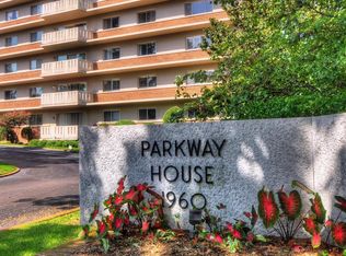 1960 N Pkwy APT 809, Memphis, TN 38112