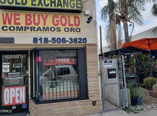 10550 1/4 Victory Blvd, North Hollywood, CA 91606