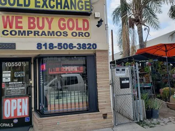 10550 1/4 Victory Blvd, North Hollywood, CA 91606