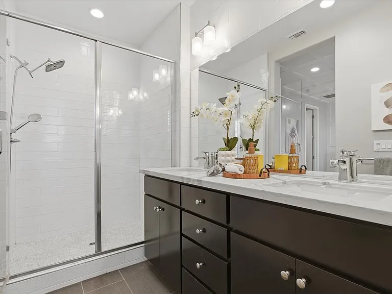 3520 Peralta Blvd — Photo 3