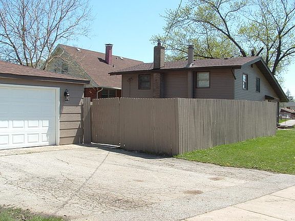 4th image of 3824 169th St
