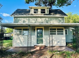 5654 12th St, Zephyrhills, FL 33542