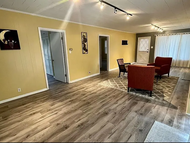 908 Garland Ave #A — Photo 10