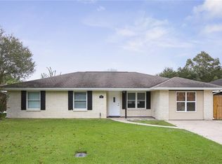 225 Saint Nicholas St, Luling, LA 70070