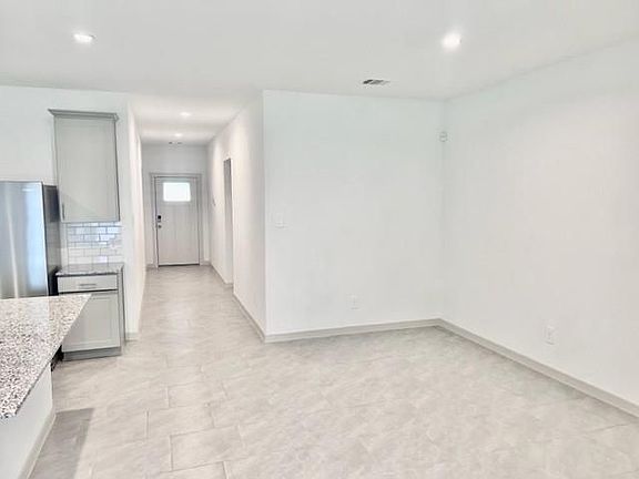 5th image of 4966 Pine Haven Ln