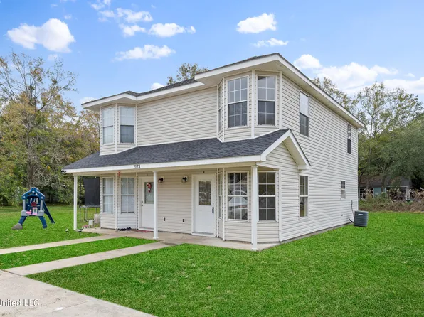 2123 32nd St #A & B, Gulfport, MS 39501