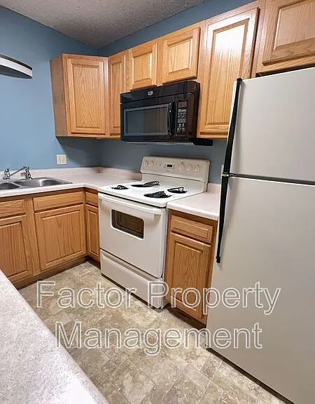 418 Allan Ave #1 — Photo 3