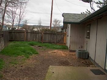 3rd image of 695 Berrydale Ave