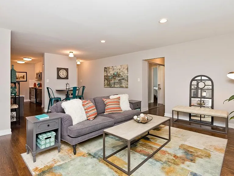 5538 N Sheridan Rd #202 — Photo 19