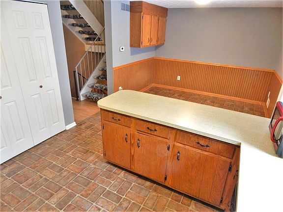 Dining Area with extra Cabinets