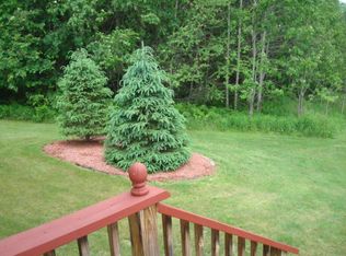 405 Sawmill Rd, Concord, VT 05824