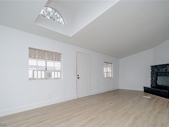 4th image of 6226 Shenandoah Ave