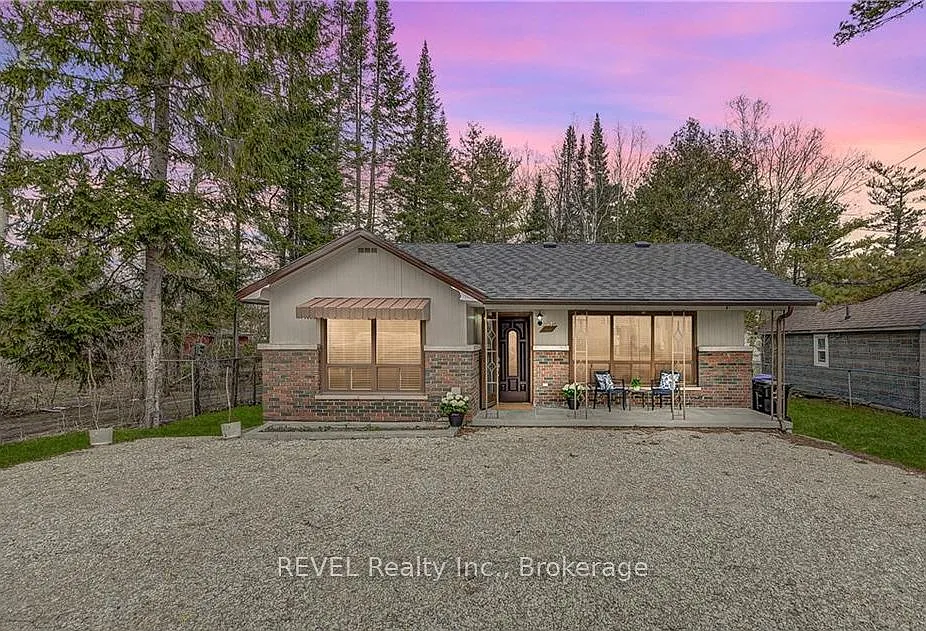 3 bed, $2,500 — Photo 1