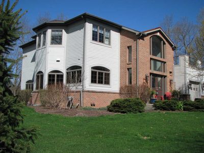 13999 Thompson Dr NE, Lowell, MI, 49331
