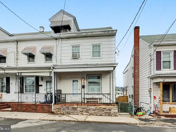 414 Pottsville St, Minersville, PA 17954