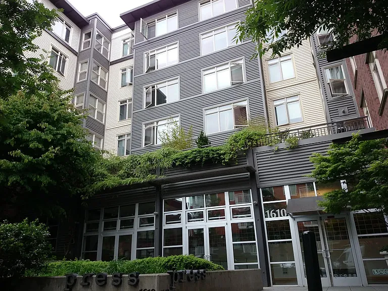 1610 Belmont Ave #210 — Photo 40
