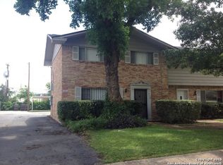 119 E Silver Sands Dr, San Antonio, TX 78216