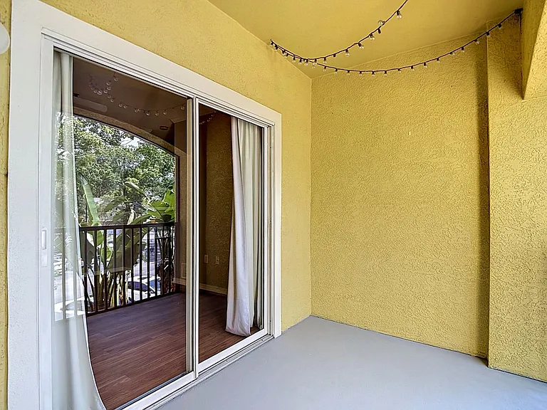 10201 Courtney Palms Blvd #203 — Photo 20