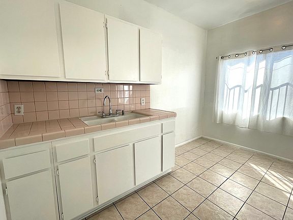 4th image of 5839 E Montebello Pkwy #5
