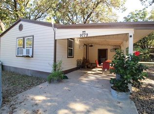 9779 Navajo Ln, Quinlan, TX 75474