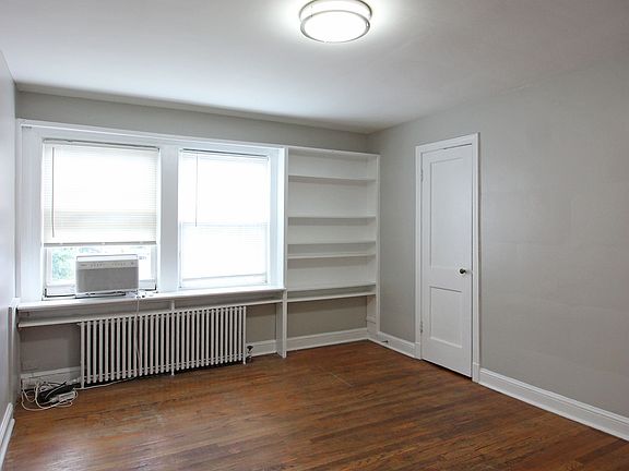 3rd image of 300 Shirley St APT 39