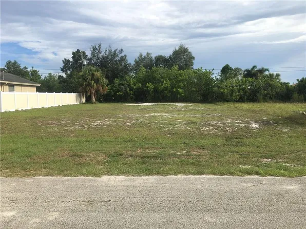 514 SW Lakota Ave, Port Saint Lucie, FL 34953