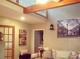 15 Hammond Pond Pkwy APT 3, Newton, MA 02467