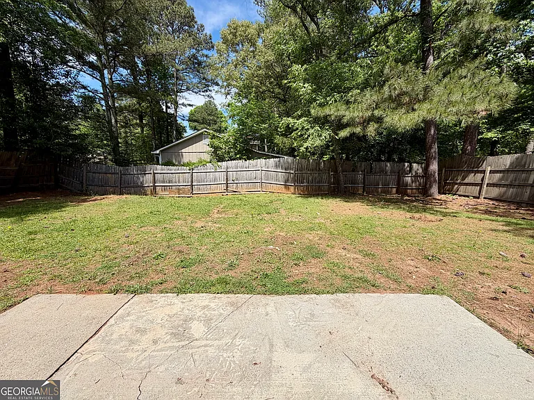5663 Saint Thomas Dr — Photo 15