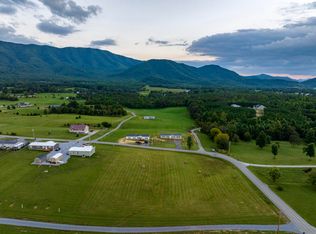 10 & 11 Sunnydale Rd, Greeneville, TN 37743