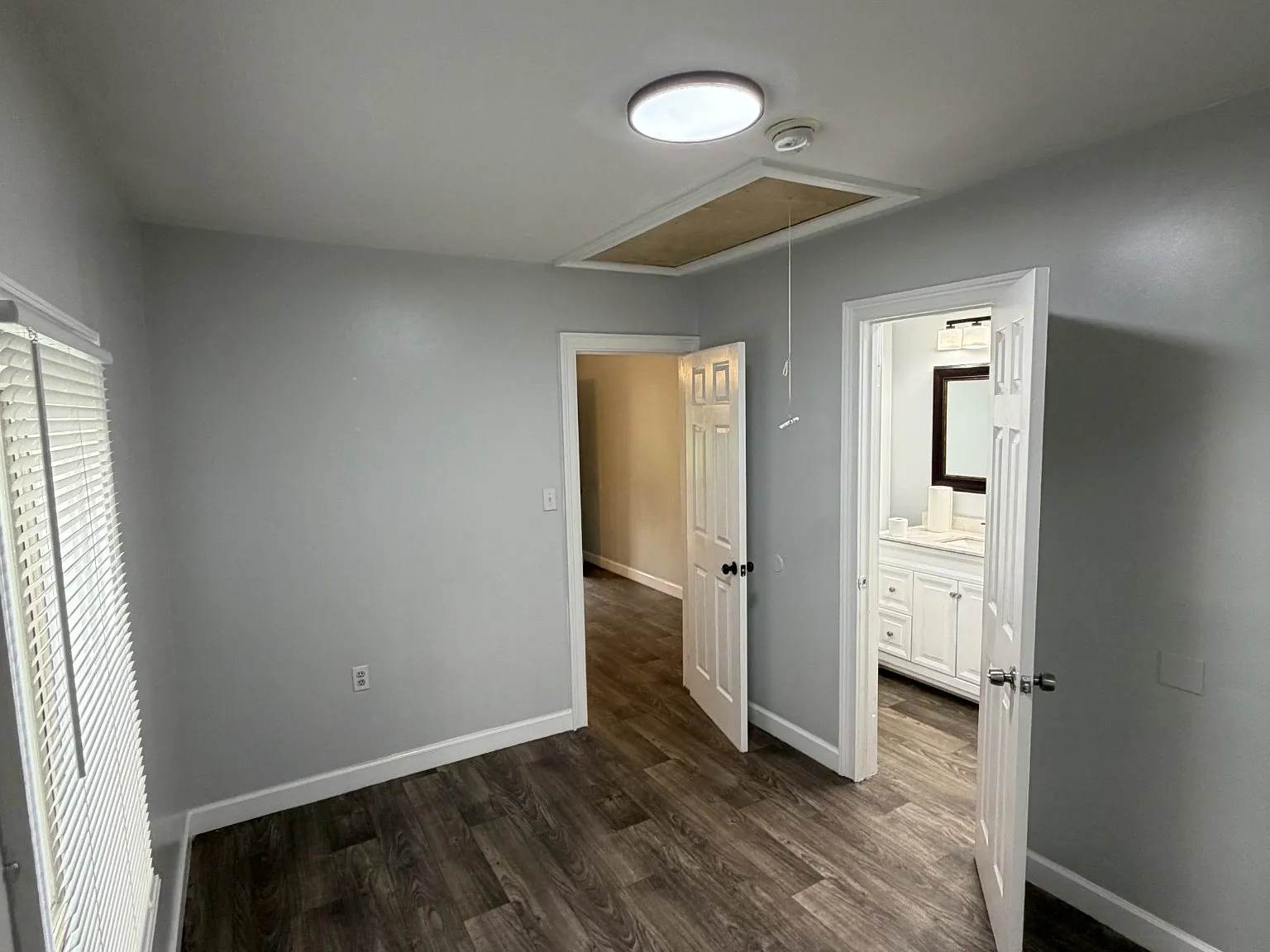 1 bed, 1.0 bath, 500 sqft, $1,350 — Photo 3