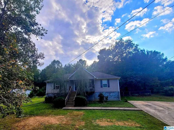 370 River Oak Trl, Hayden, AL 35079
