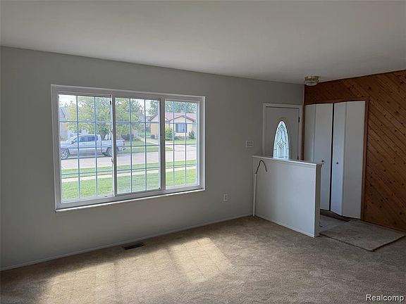 2nd image of 42150 Addison Ave