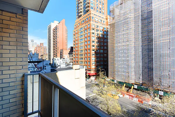 Sold by SERHANT. | media 5