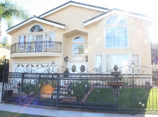 18248 Rosita St, Tarzana, CA 91356