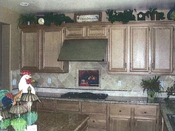 4th image of 5044 Highview St
