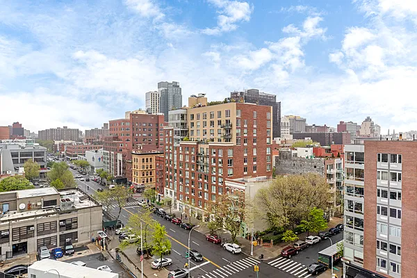 Rented by Douglas Elliman | media 38