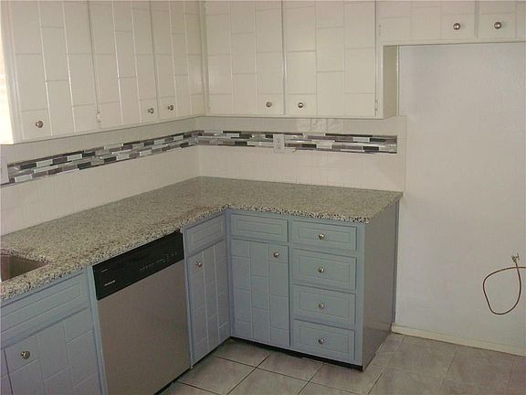 5th image of 231 Maricopa Dr