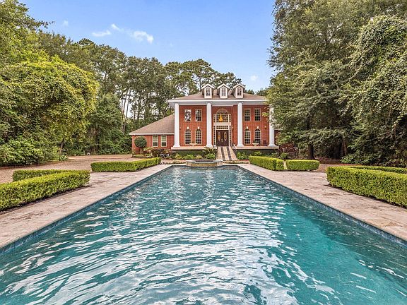 4th image of 13107 Mansion Ct