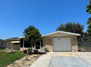 2203 Maureen Dr, Holiday, FL 34690