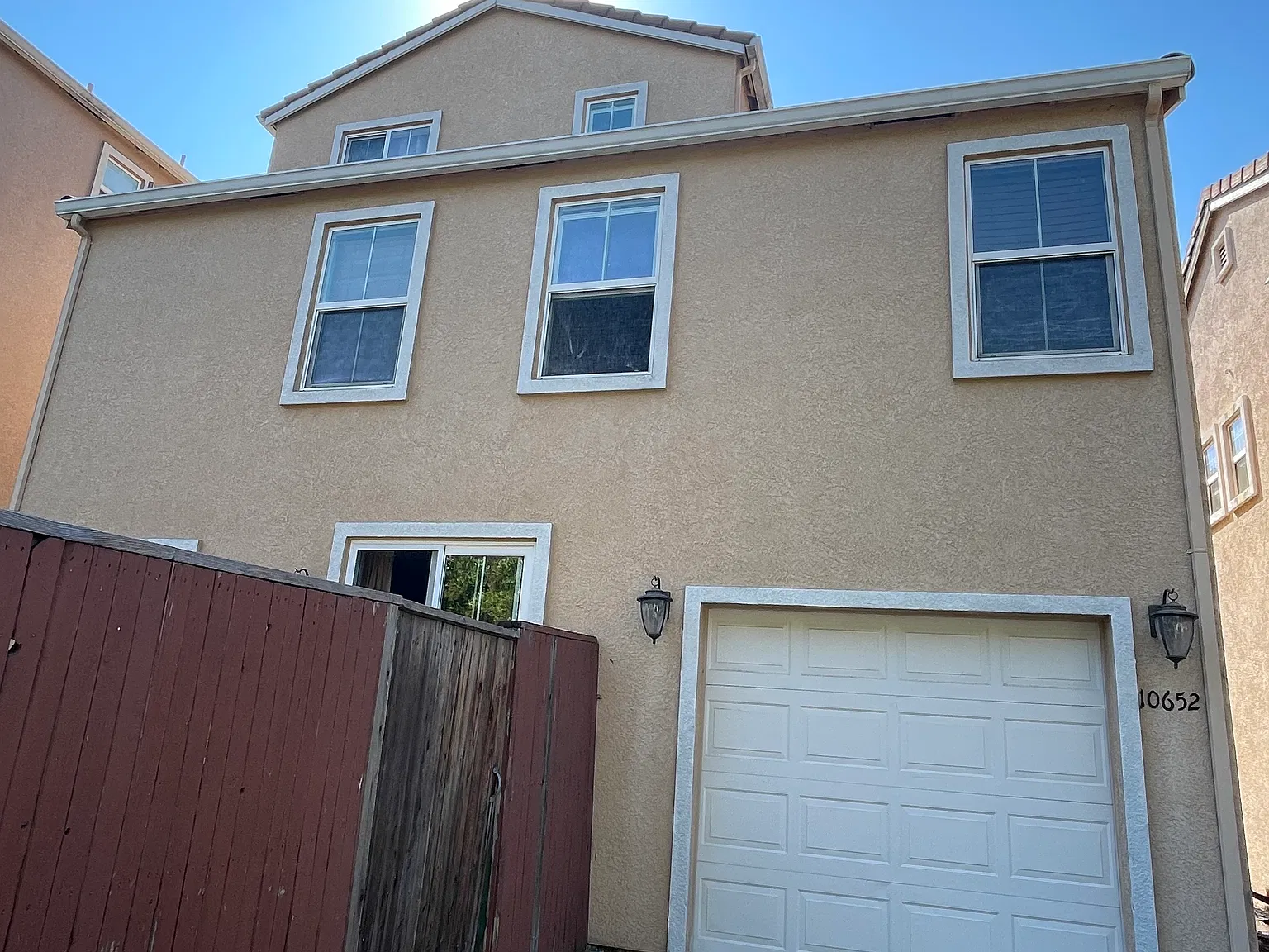 10652 Siskiyou Ln — Photo 2