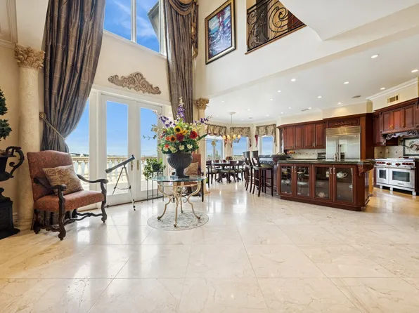 1-06 Samos Lane image 9 of 28