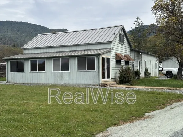 6201 Highland Ave, Grants Pass, OR 97526