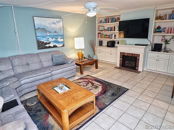 3rd image of 4150 S Atlantic Ave APT 105D