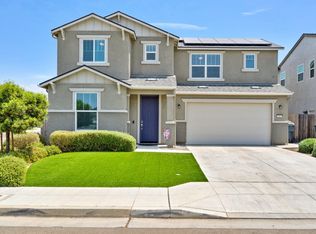 2882 N Stanley Ave, Fresno, CA