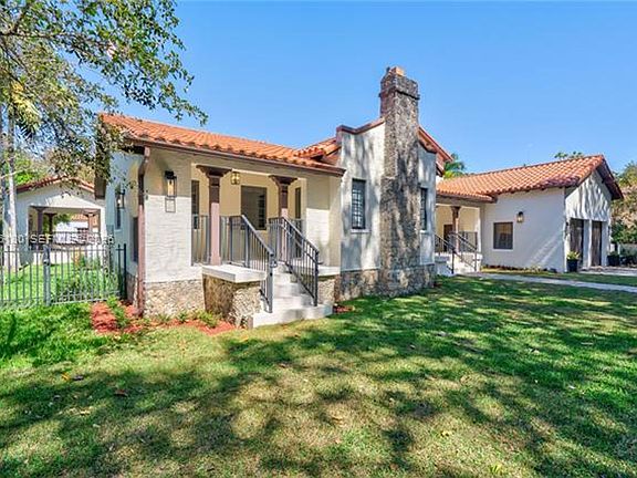 4th image of 519 Alhambra Cir #0